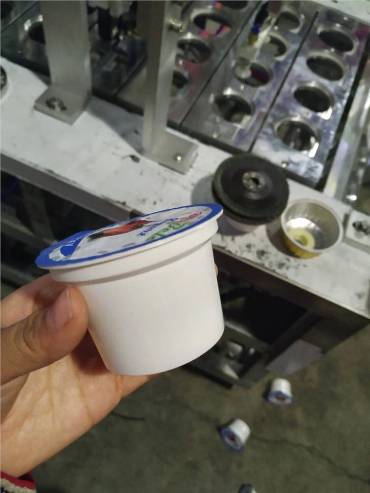 Jam Jelly Filling Sealing Machine