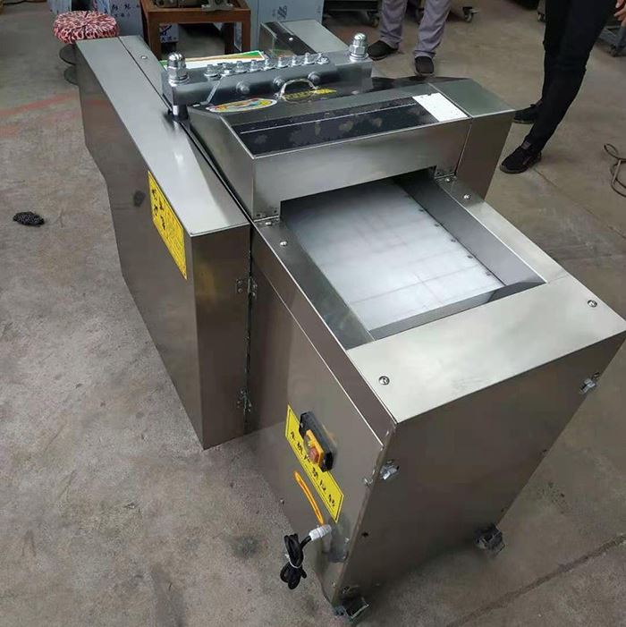 Automatic Chicken Cutting Machine