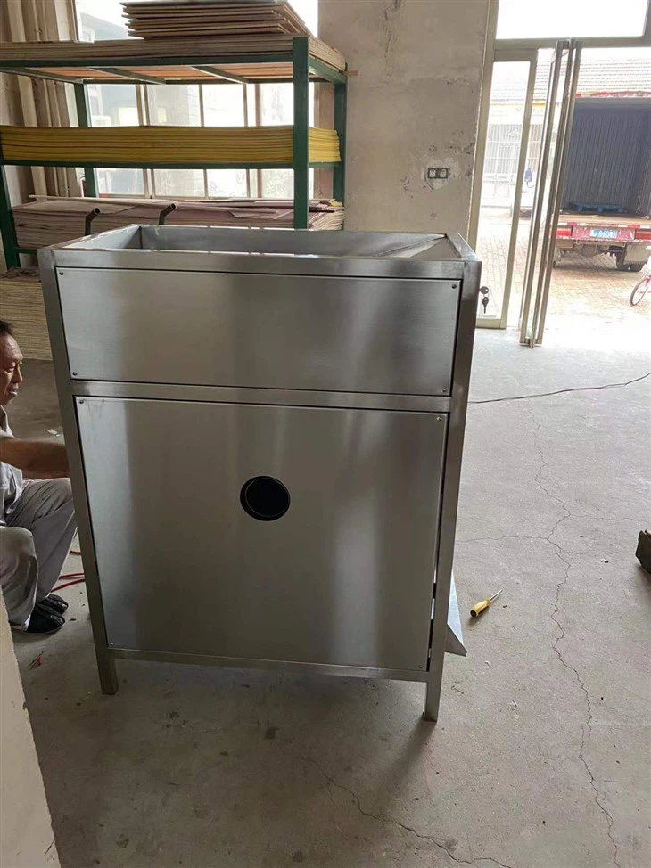 Onion Peeling Machine