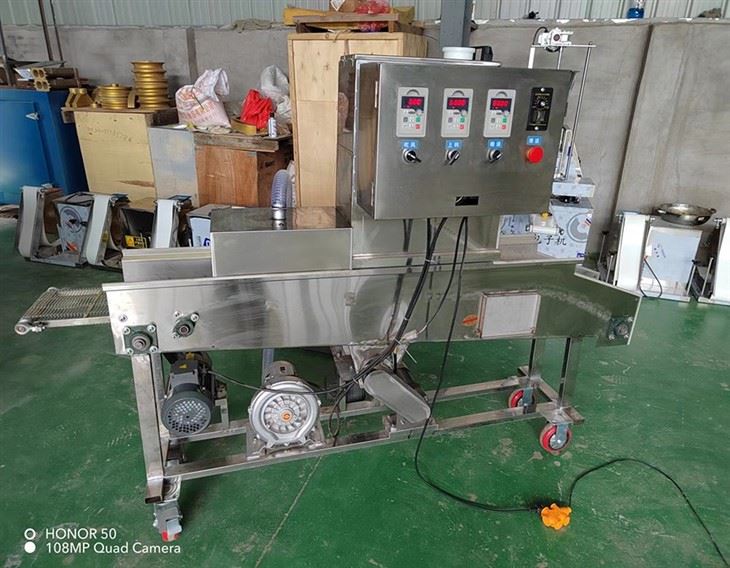 Automatic Bread Crumbs Coating Breading Machine