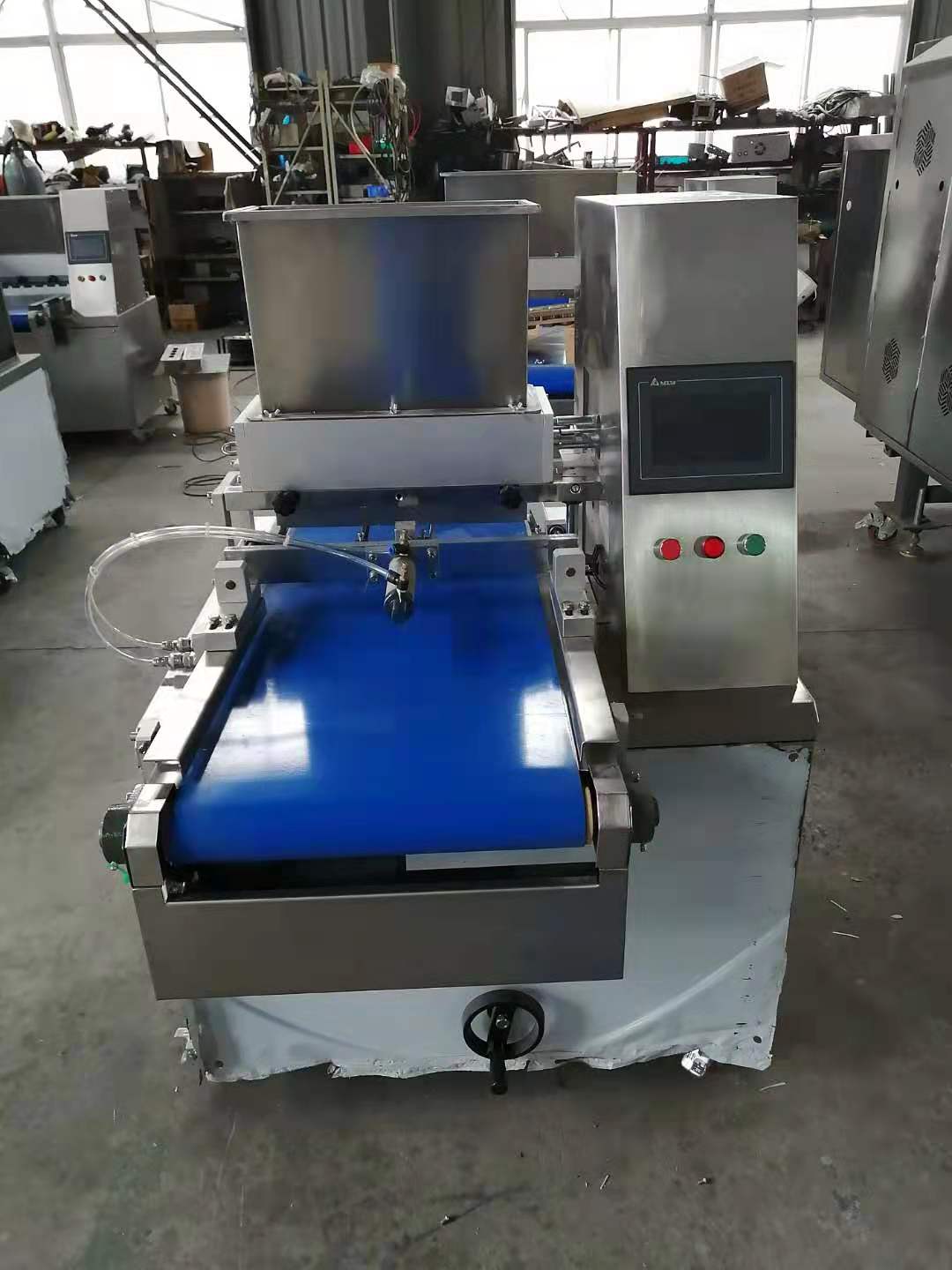 cookie cutting machine 6 cookie cutting machine 6