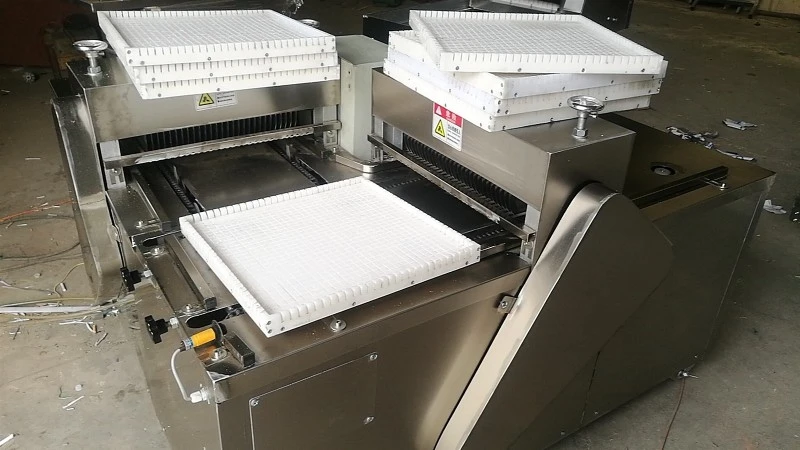 Nut bar making machine Nut bar making machine